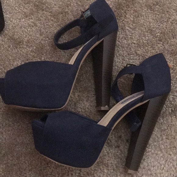Steve Madden heels - Picture 3 of 5